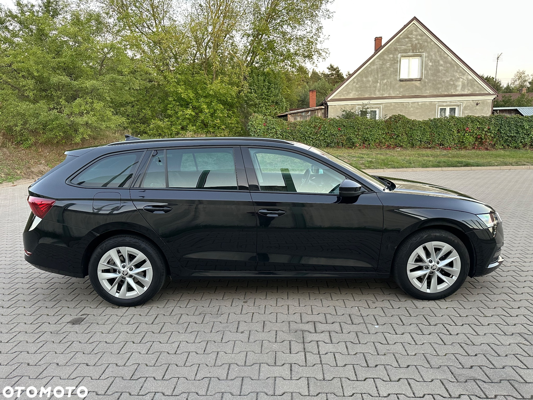 Skoda Octavia 2.0 TDI Ambition DSG - 6