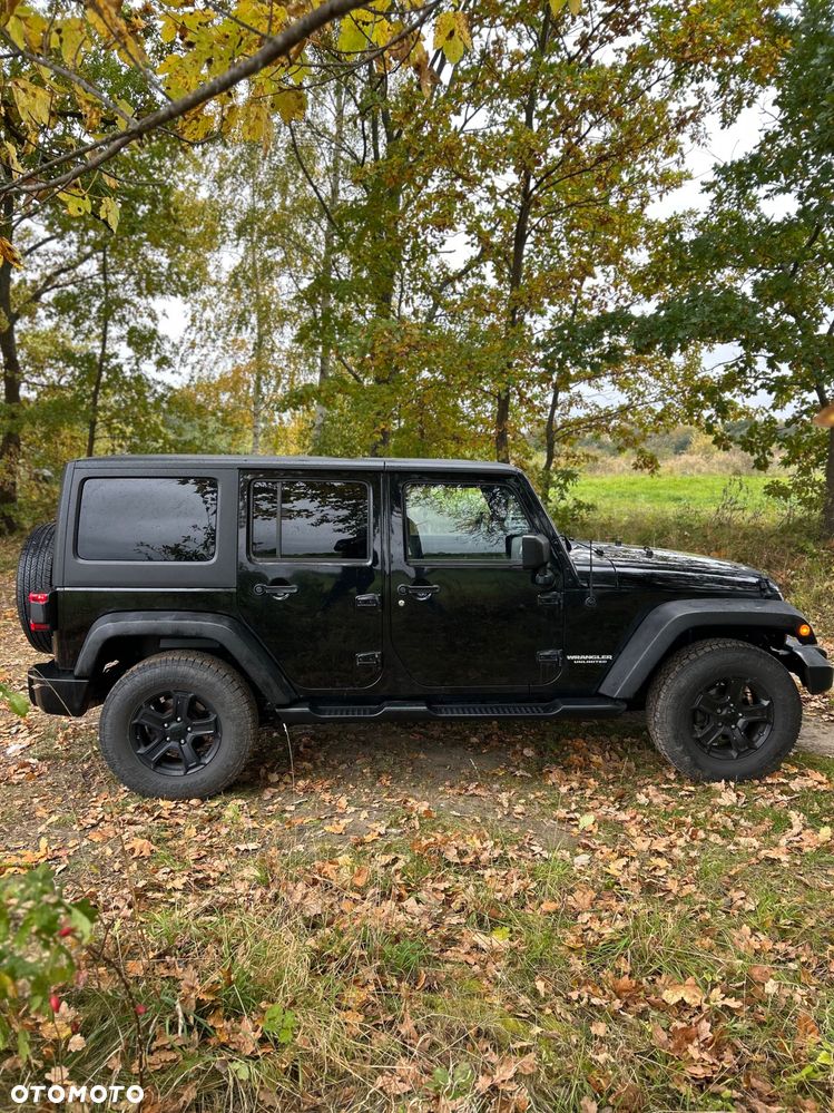 Jeep Wrangler 2011 photo 4
