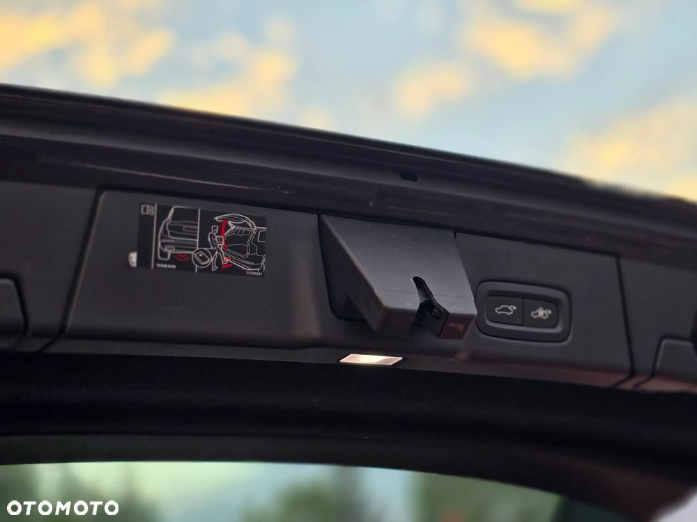 Volvo V90 T6 Recharge AWD Geartronic Inscription Expression - 14