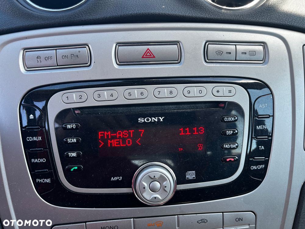 Ford Mondeo 2.0 TDCi Ambiente - 18