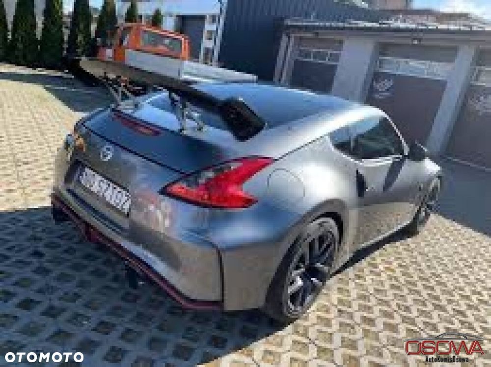 Nissan 370 Z - 39