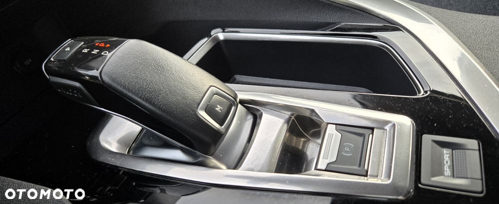 Peugeot 3008 BlueHDi 130 Stop & Start EAT8 Allure - 30
