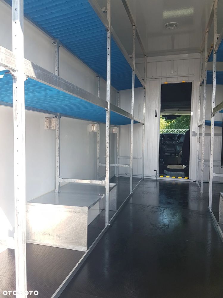 Iveco DAILY KONTENER NISKOPODŁOGOWY 4,43x2,23x2,42 SKLEP BAR KAMPER FOODTRUCK KLIMA KONIOWÓZ - 18