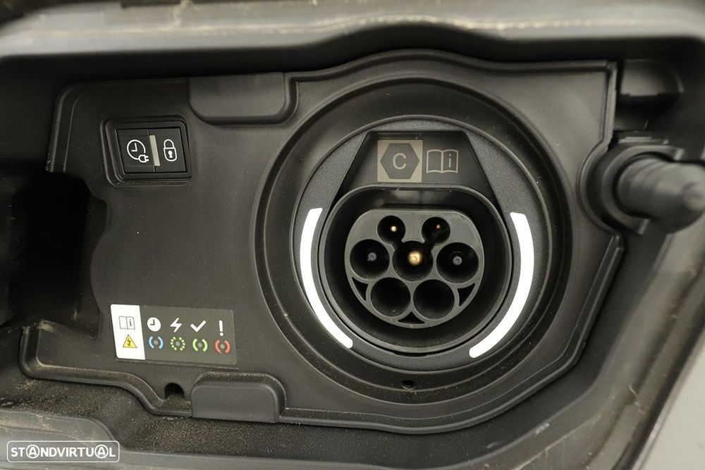 Peugeot 3008 1.6 Hybrid Allure e-EAT8 - 6