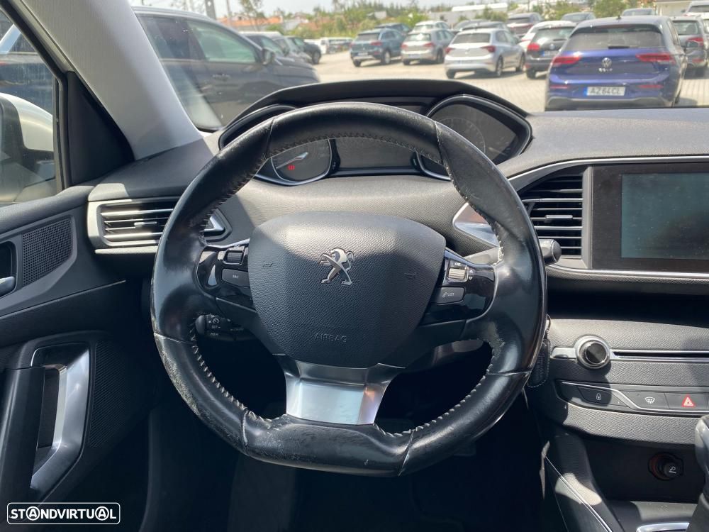 Peugeot 308 SW - 5