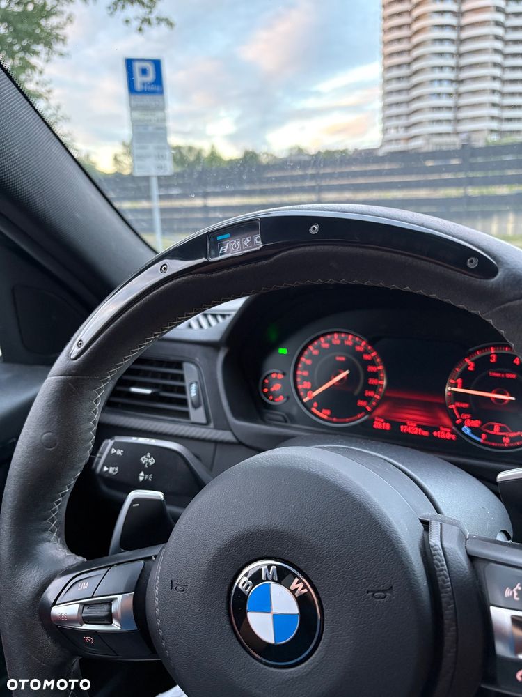 BMW Seria 3 330i xDrive M Sport Sport - 17