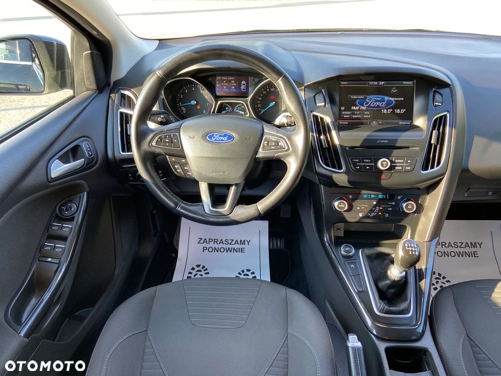 Ford Focus 1.0 EcoBoost Titanium - 11
