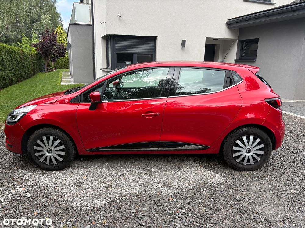 Renault Clio - 8