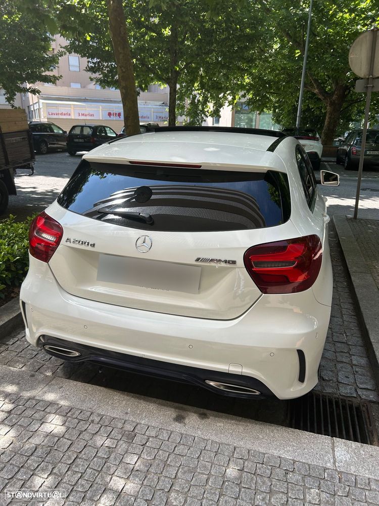 Mercedes-Benz A 200 d AMG Line - 2