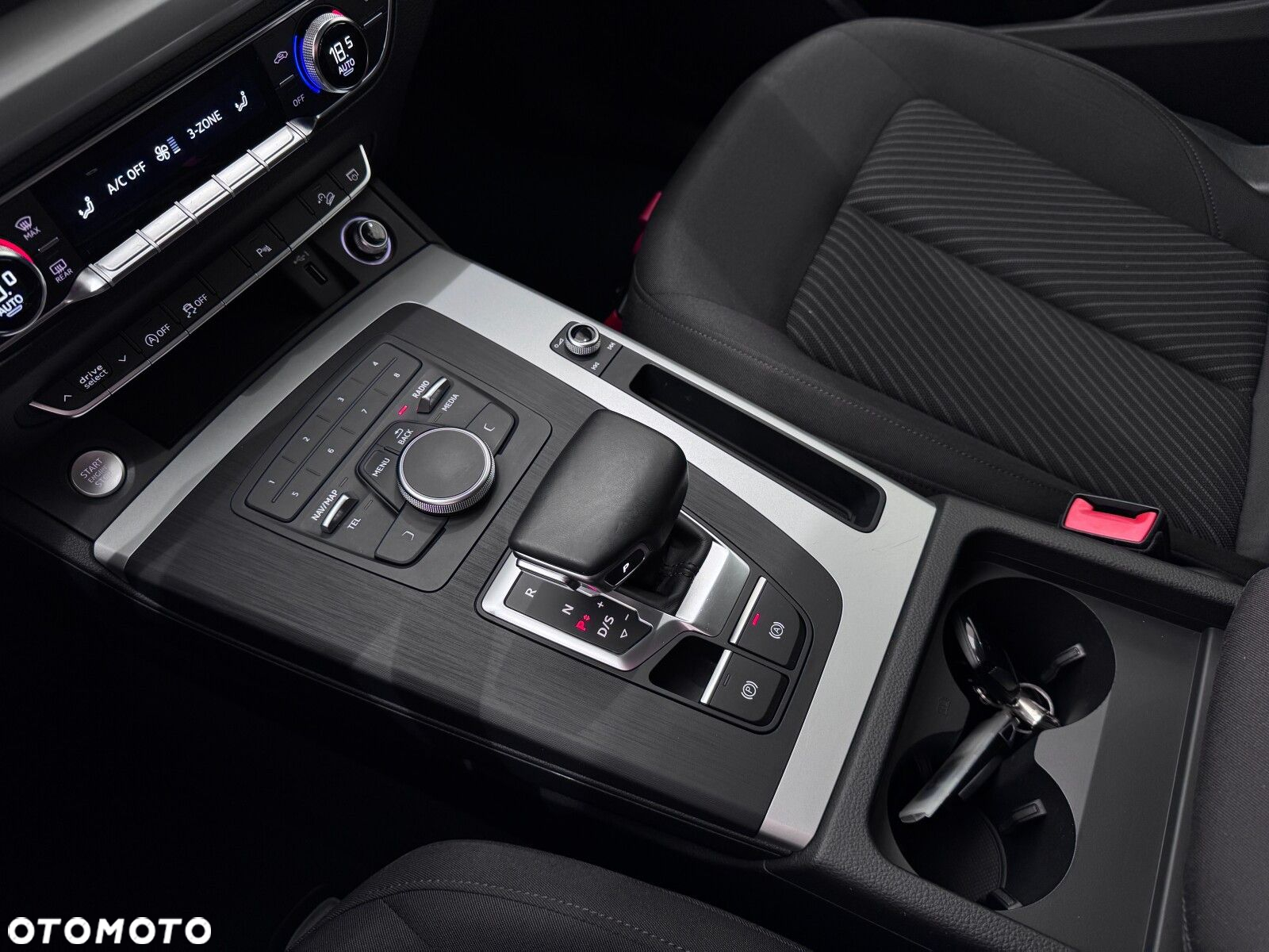 Audi Q5 35 TDI Quattro S tronic - 27
