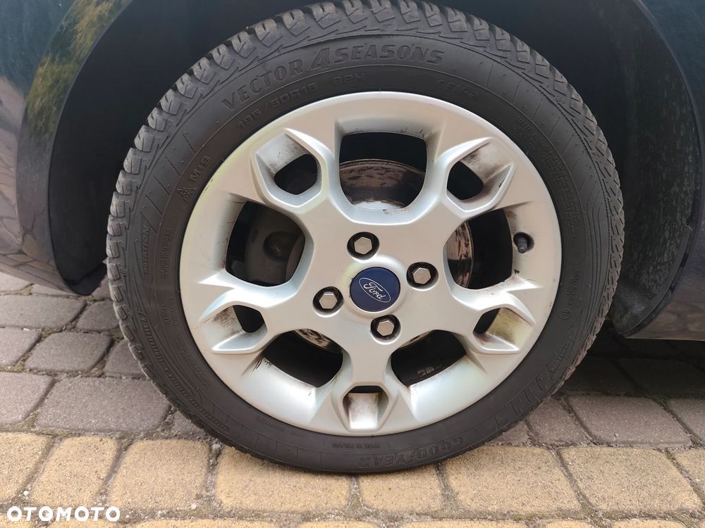 Ford Fiesta 1.6 TDCi DPF Titanium - 29