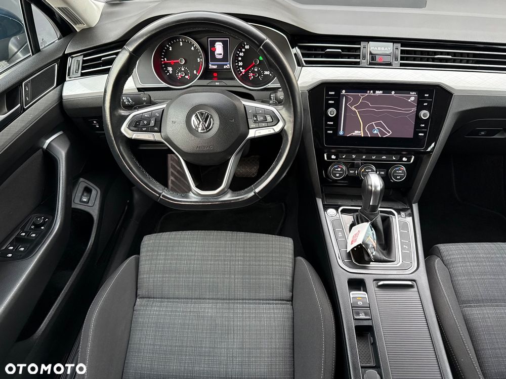 Volkswagen Passat 2.0 TDI SCR DSG Comfortline - 14
