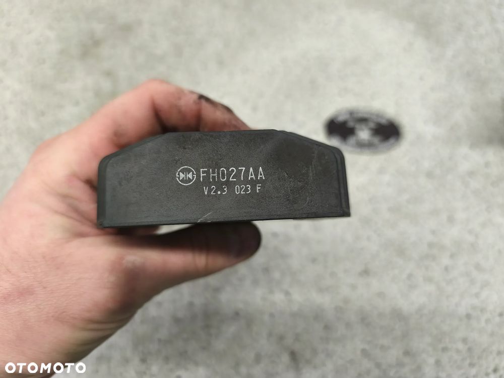 Regulator napięcia Triumph Trident 660 2022 - 4