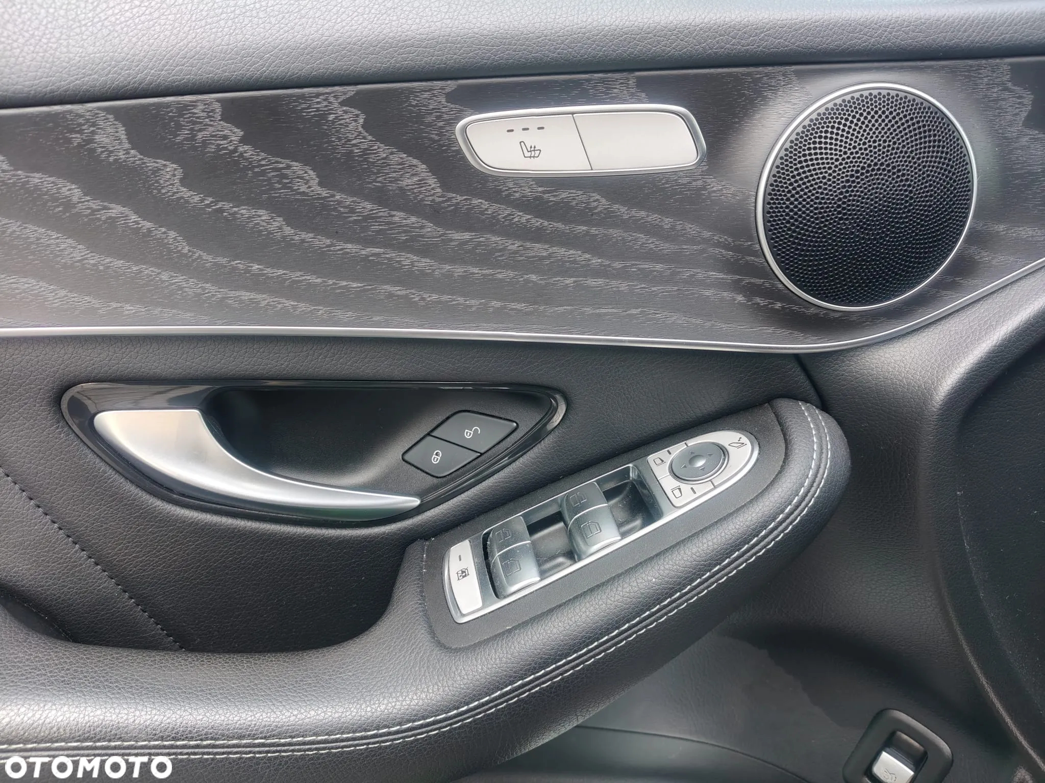 Mercedes-Benz GLC 300 d 4-Matic - 10