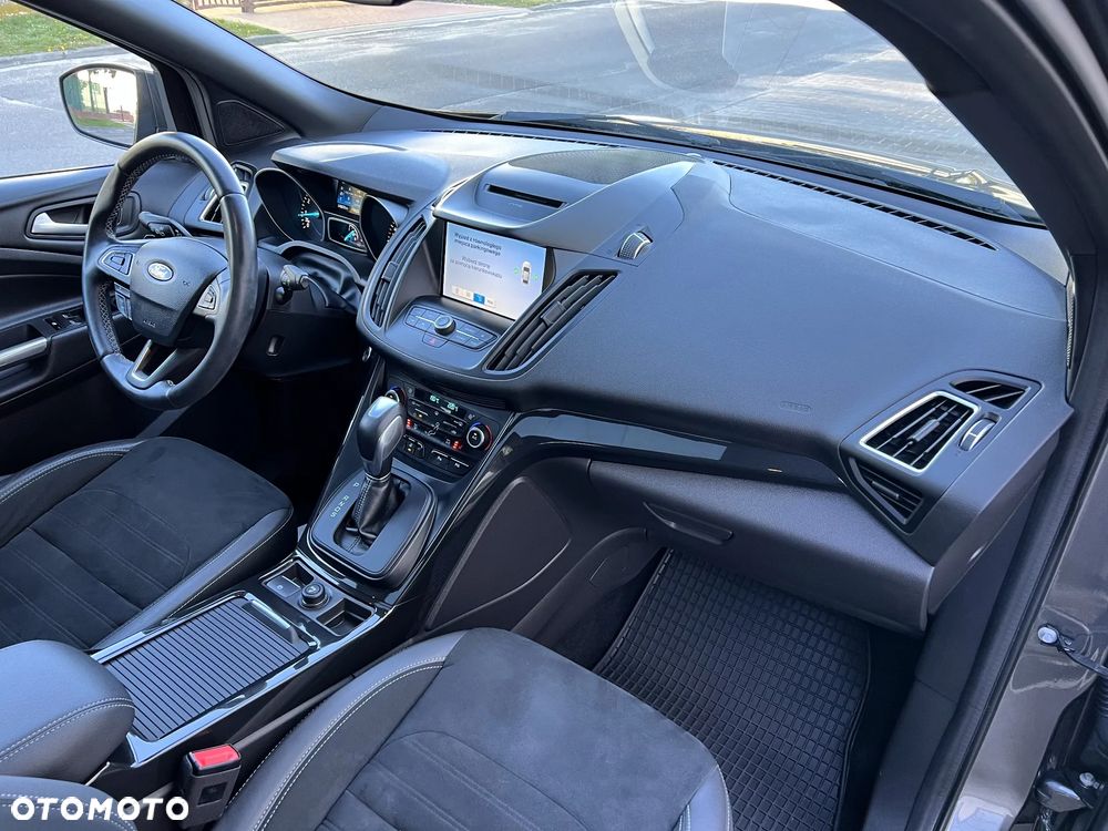 Ford Kuga 1.5 EcoBoost 4x4 ST-Line - 36