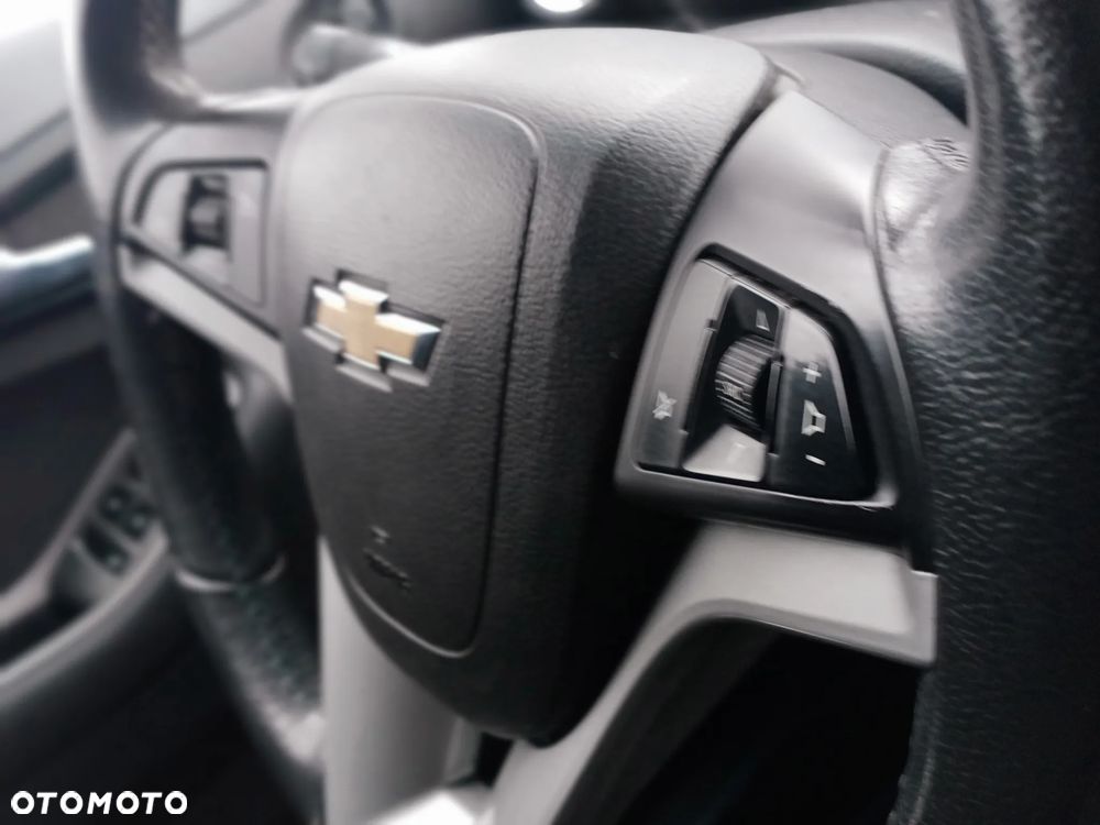 Chevrolet Orlando - 27