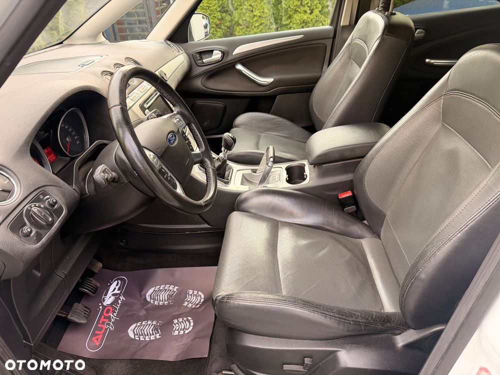 Ford S-Max 2.0 TDCi Titanium - 16