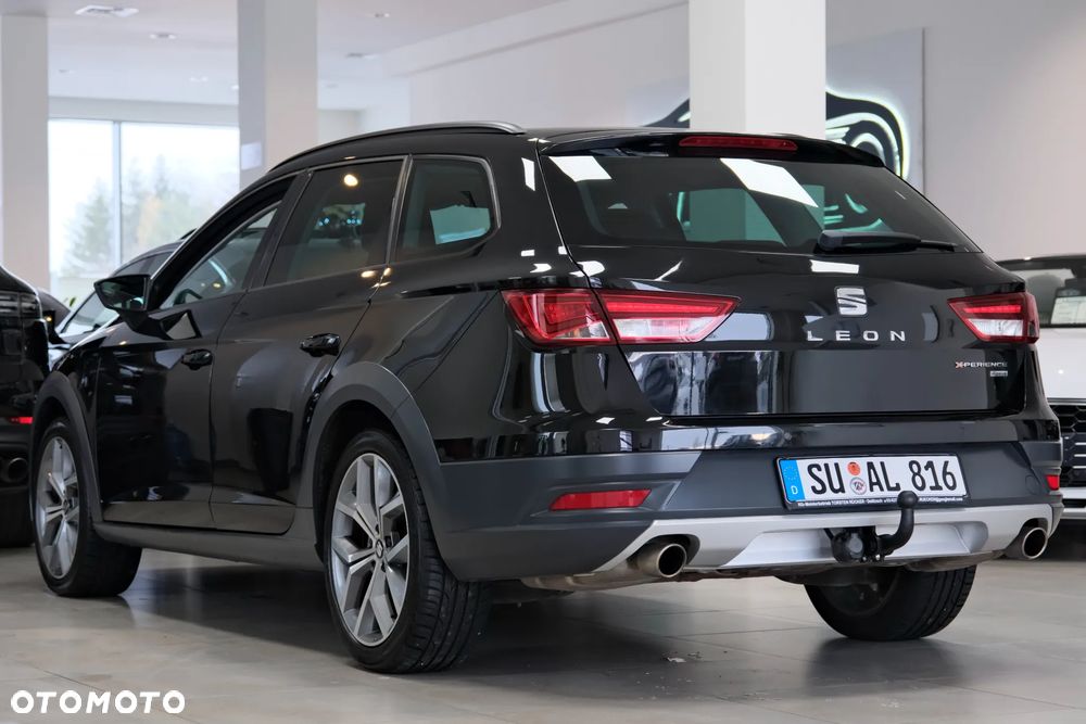 Seat Leon 1.8 TSI Start&Stop 4Drive DSG X-Perience - 7