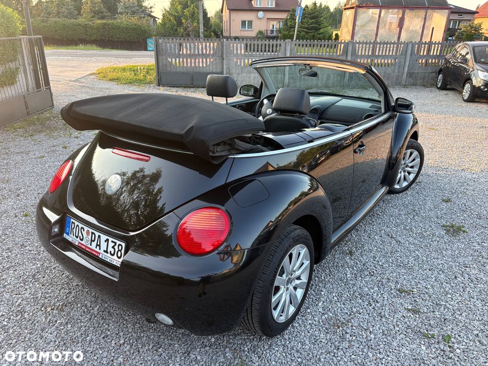 Volkswagen New Beetle - 19