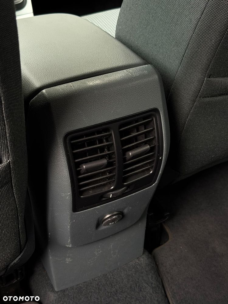 Ford Grand C-MAX 1.6 TDCi Start-Stop-System Champions Edition - 19