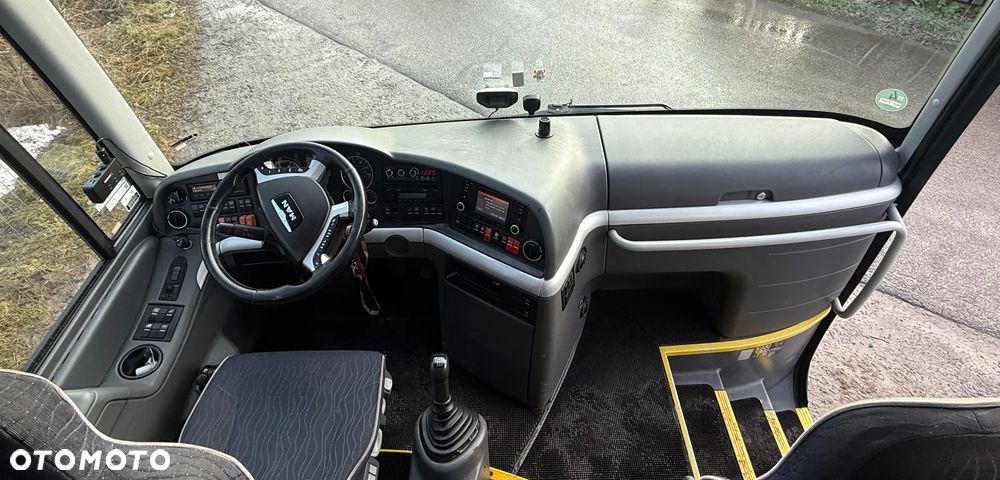 MAN R 08 Lion's Coach - 6