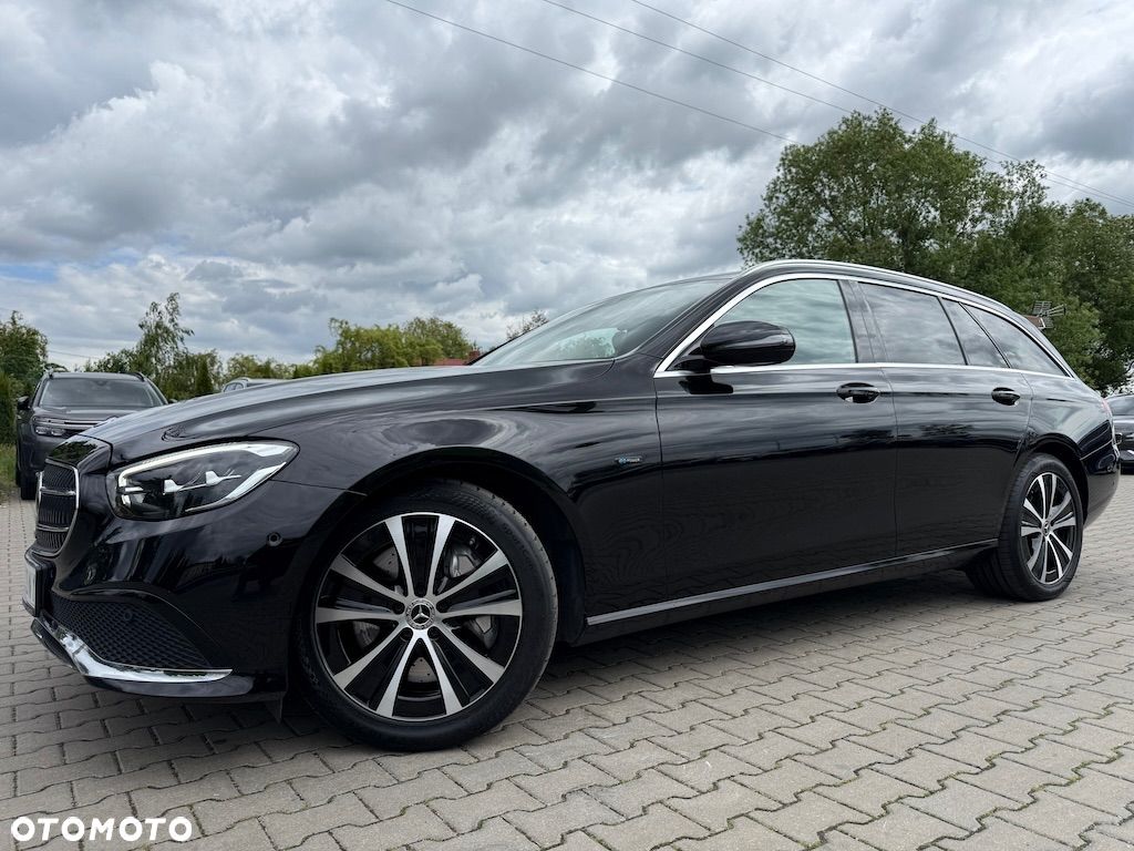 Mercedes-Benz Klasa E 300 de Business Edition - 1