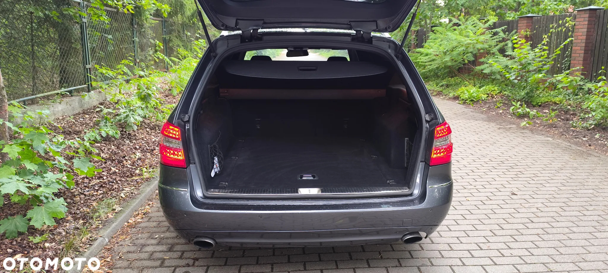 Mercedes-Benz Klasa E 350 T CDI DPF 4Matic BlueEFFICIENCY 7G-TRONIC Avantgarde - 11