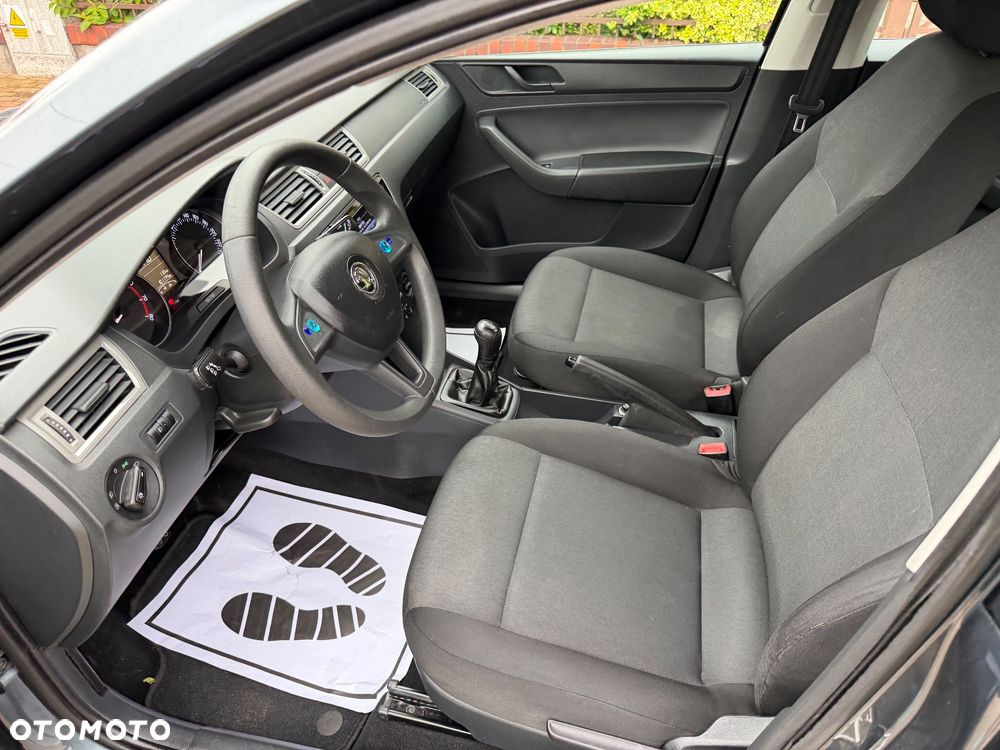 Skoda RAPID 1.2 TSI (Green tec) Emotion Plus - 27