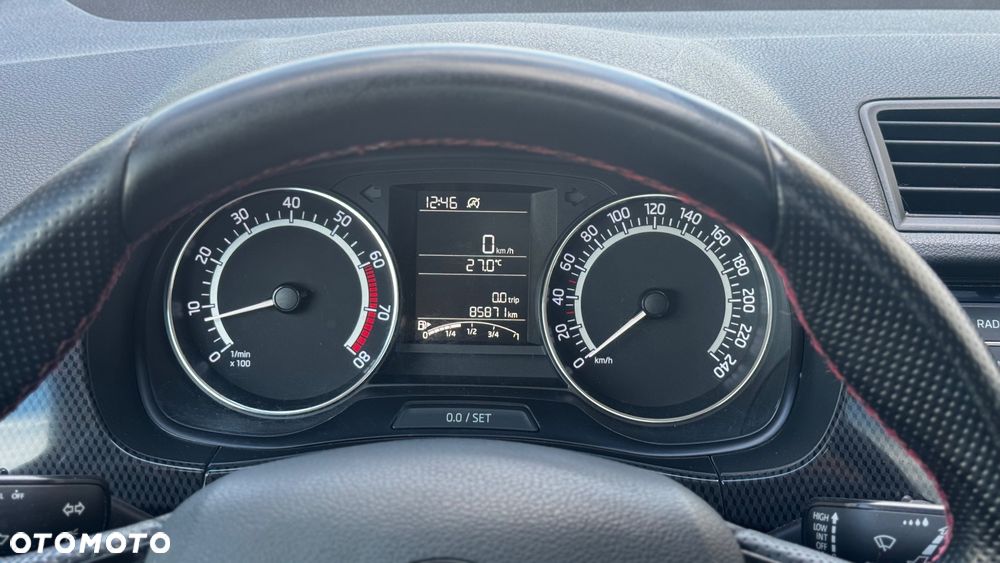 Skoda Fabia 1.2 TSI Monte Carlo - 33