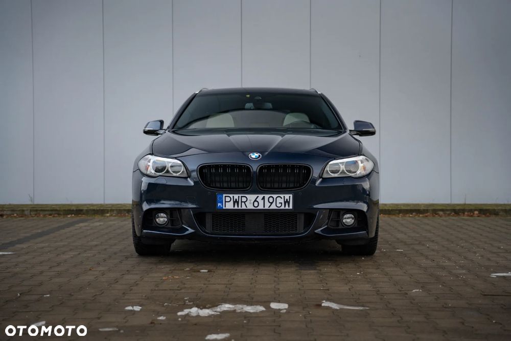 BMW Seria 5 530d xDrive Sport-Aut Luxury Line - 4