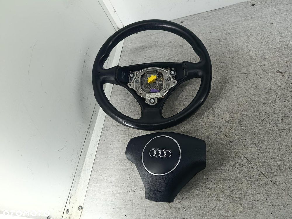 KIEROWNICA Z PODUSZKĄ AUDI A3 8P/8PA/8P7 8E0880201AT  8P0419091H - 2