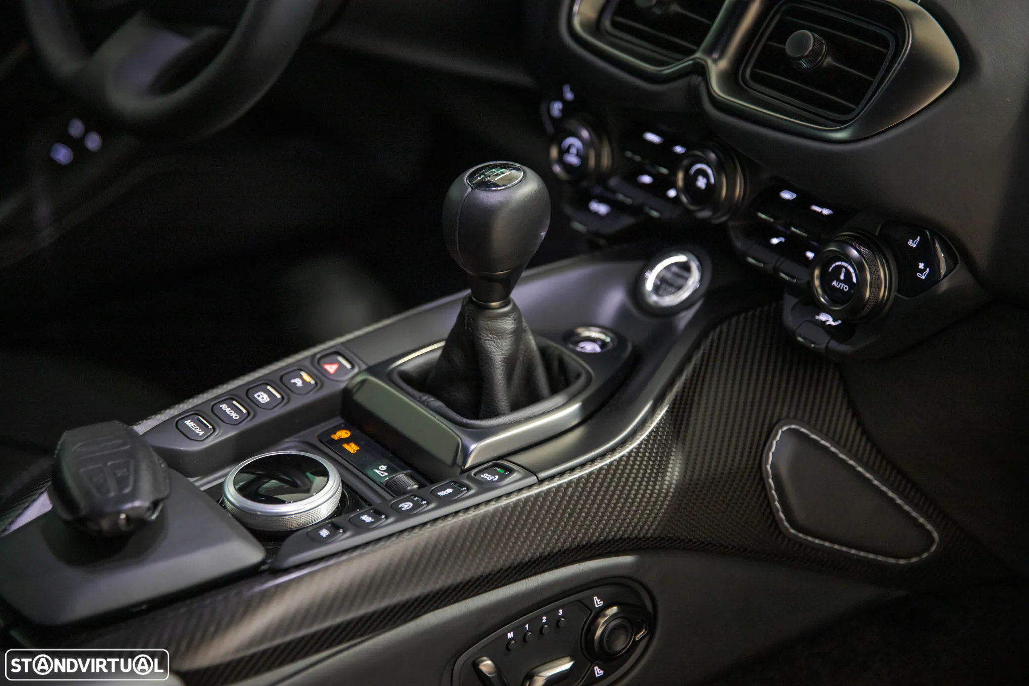 Aston Martin Vantage Coupe V8 AMR - 19