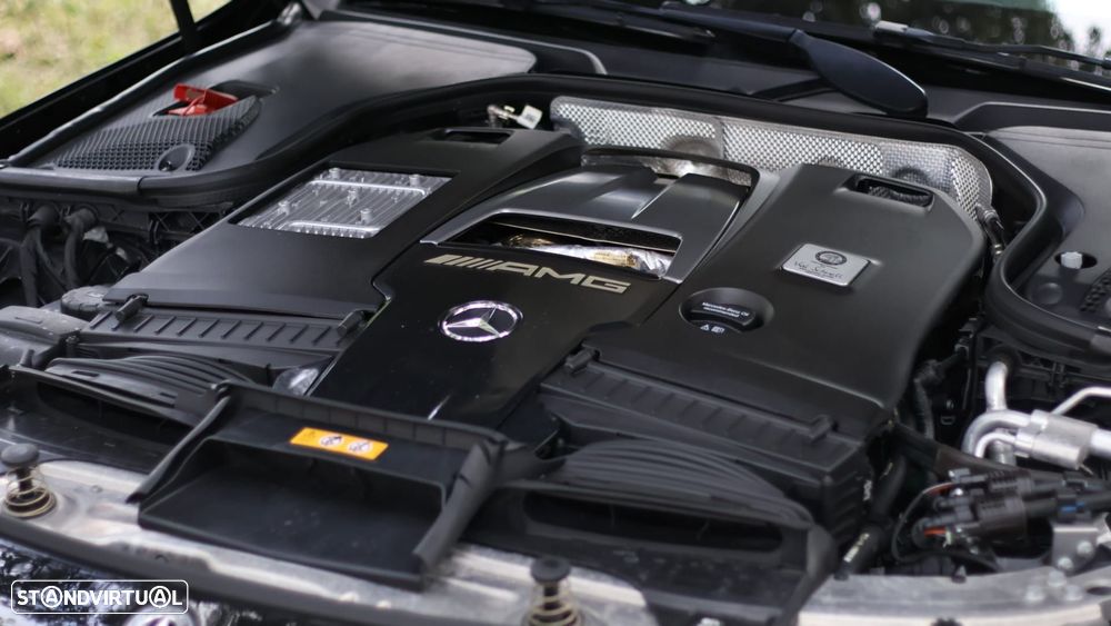 Mercedes-Benz E 63 AMG S 4Matic+ - 16