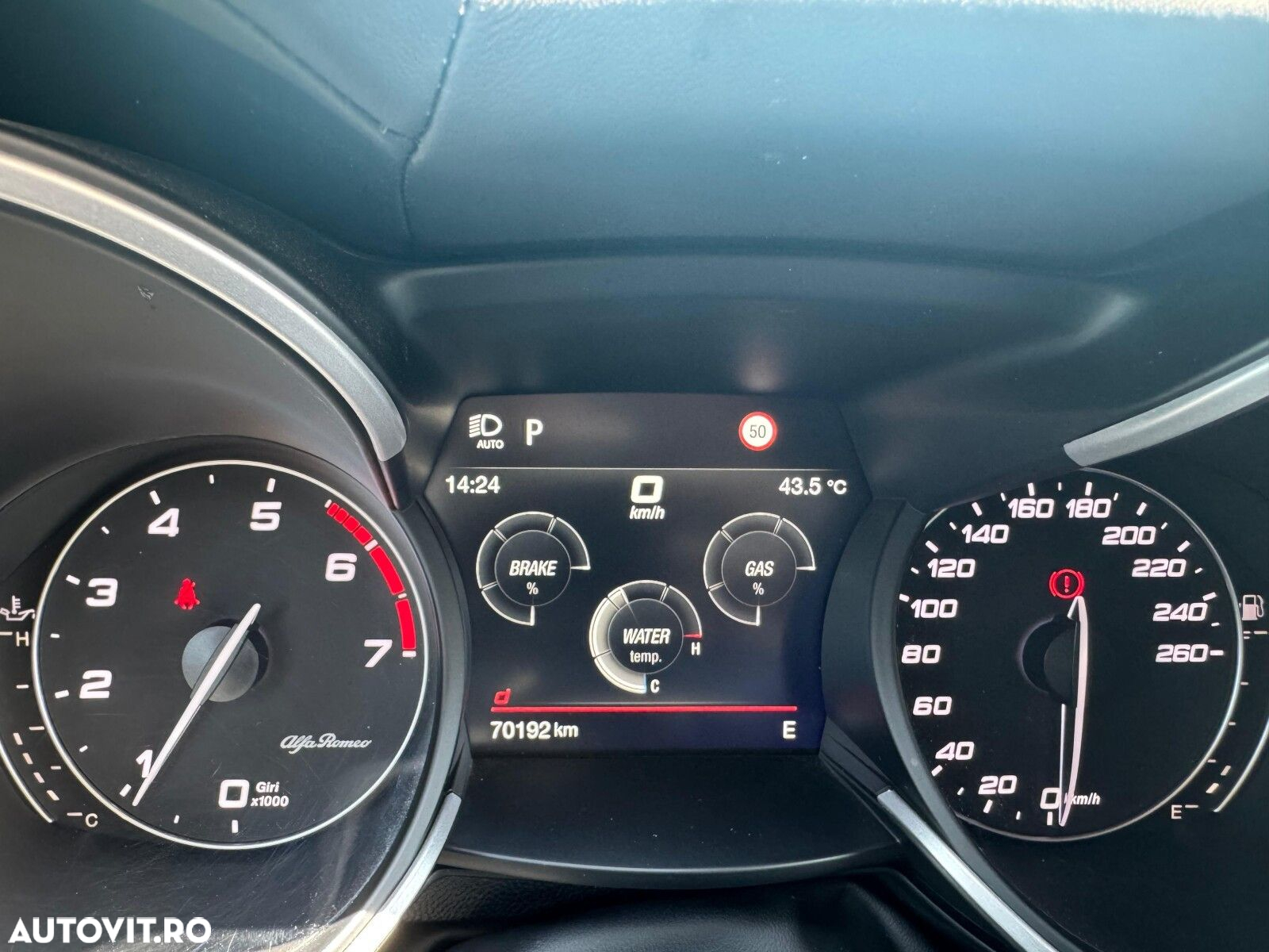 Alfa Romeo Stelvio - 8