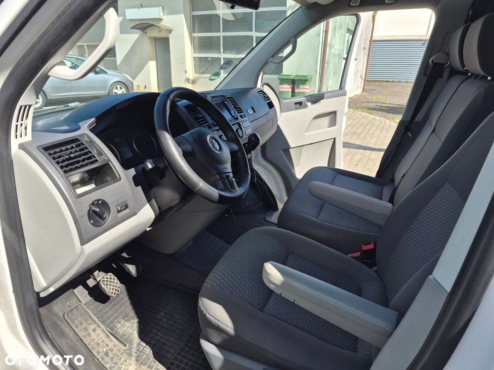 Volkswagen Transporter - 14
