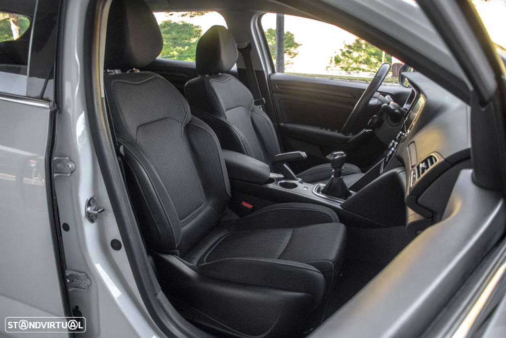 Renault Mégane 1.5 dCi Confort - 25