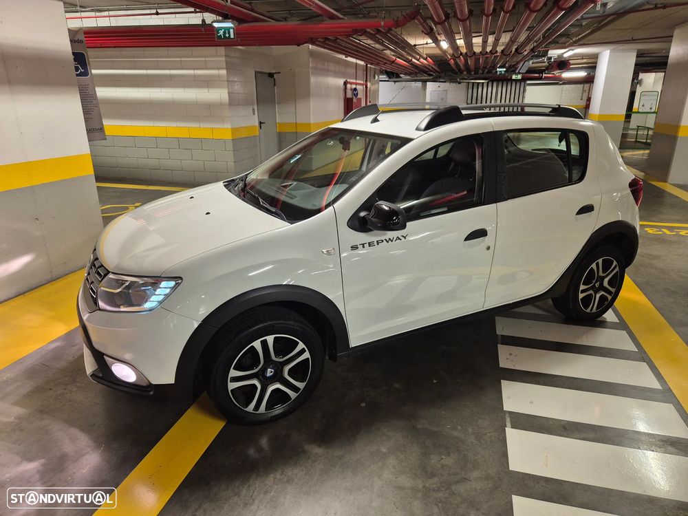 Dacia Sandero 1.0 ECO-G Stepway Bi-Fuel — fotografia 3