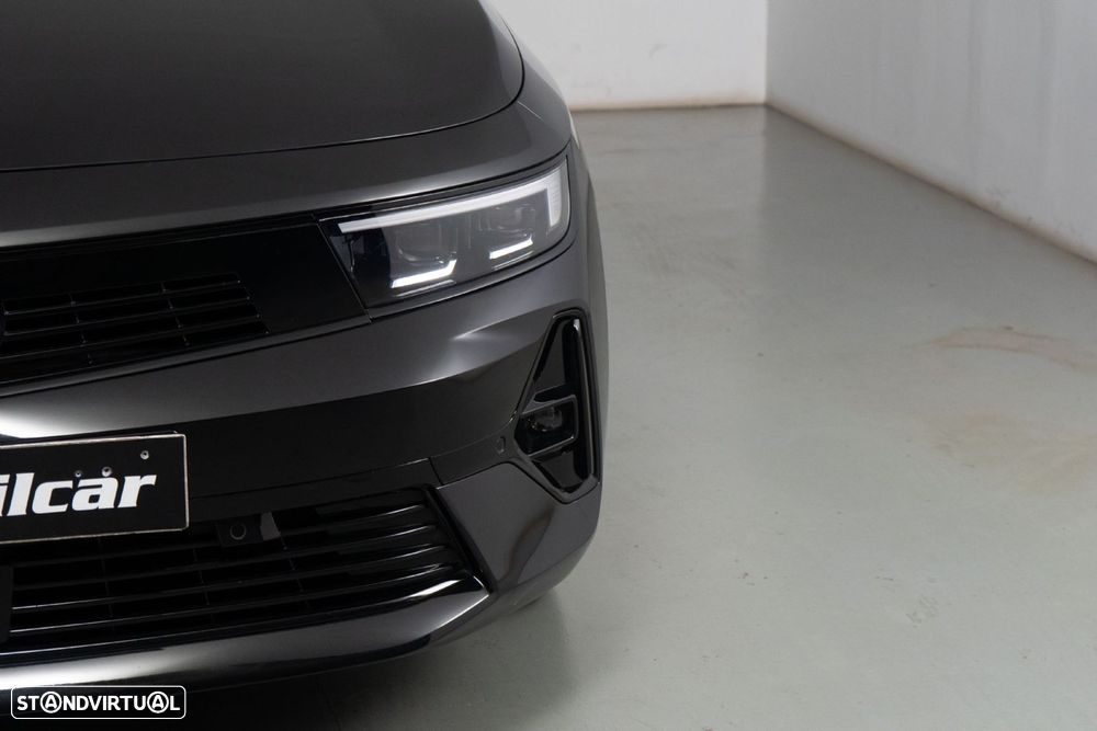 Opel Astra Sports Tourer 1.2 T GS Line - 19