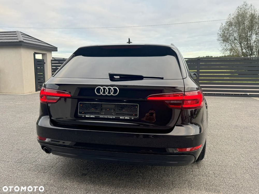 Audi A4 2.0 TDI S tronic sport - 14