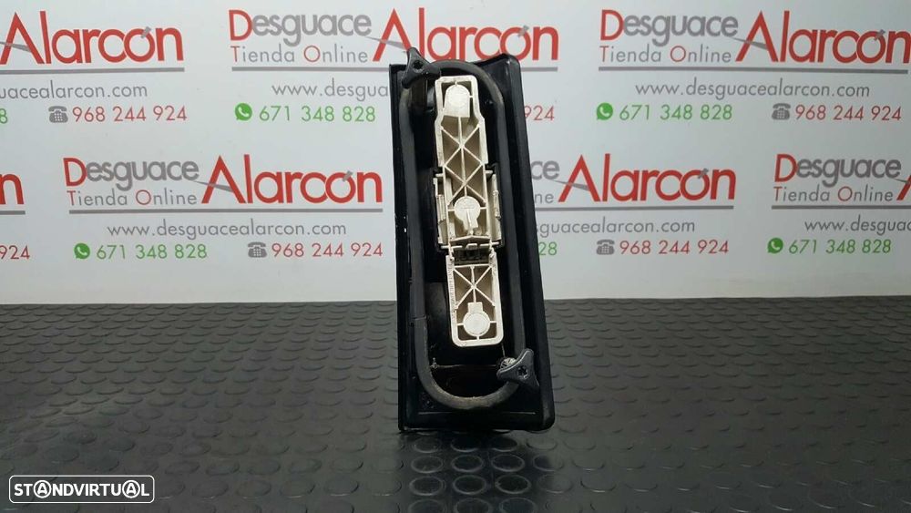 FAROLIM TRASEIRO ESQUERDO RENAULT RAPID/EXPRESS (F40) 1.9 D FAMILIAR (F40P) - 4