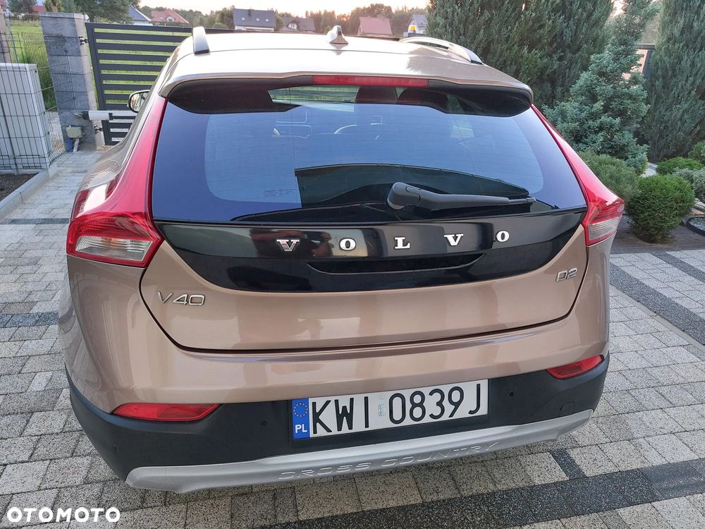 Volvo V40 Cross Country - 7