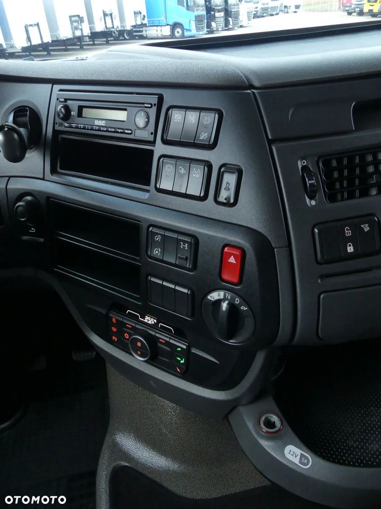 DAF XF 106.480 / SUPER SPACE CAB /  EURO 6 / STANDARD / - 32