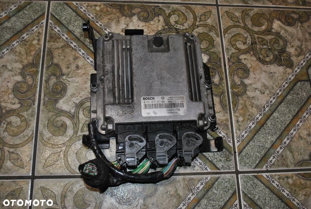 Komputer sterownik silnika Laguna III 2.0 DCI - 1