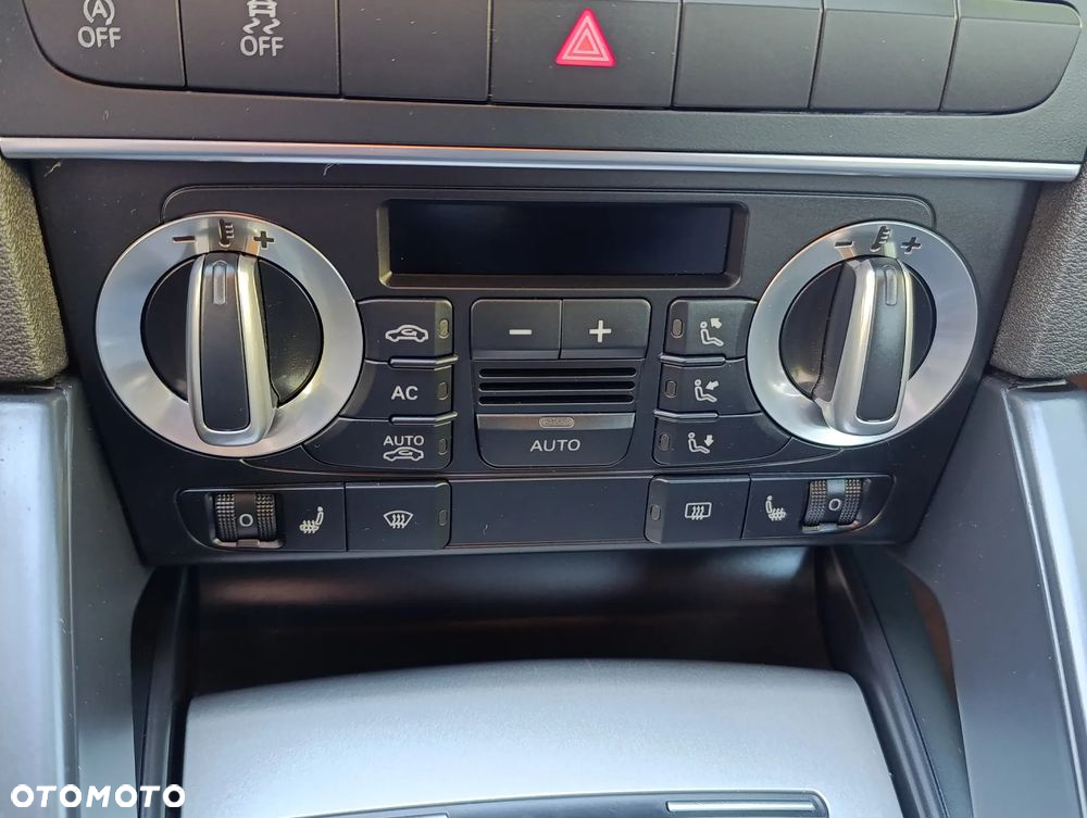 Audi A3 2.0 TDI Sportback DPF quattro Attraction - 37