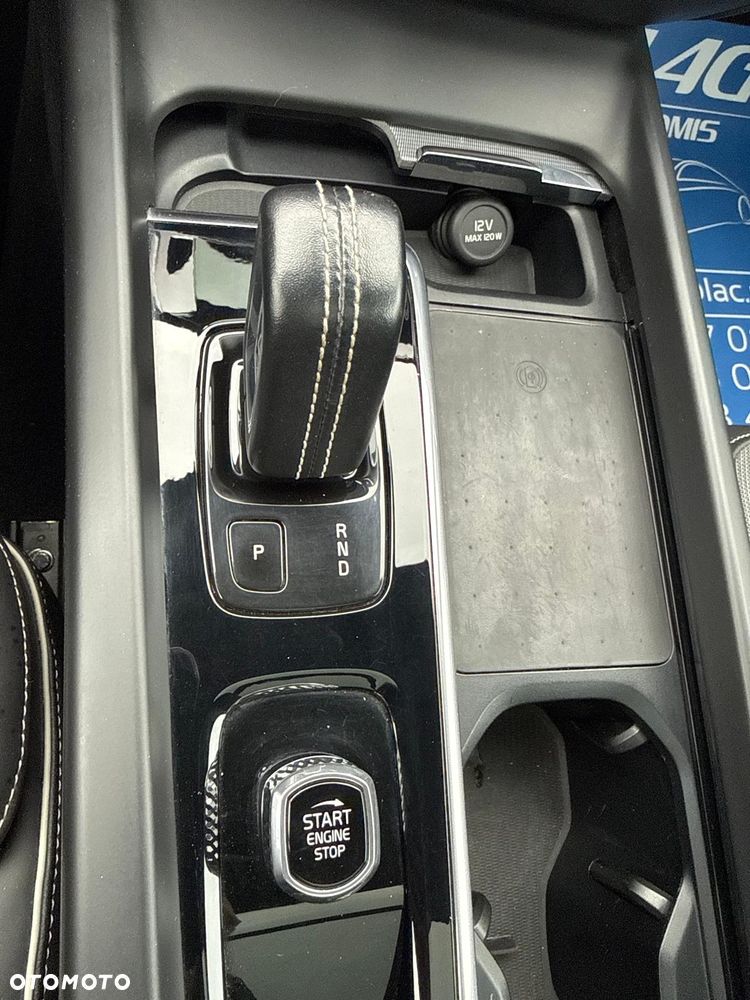 Volvo V60 B3 B Essential - 33