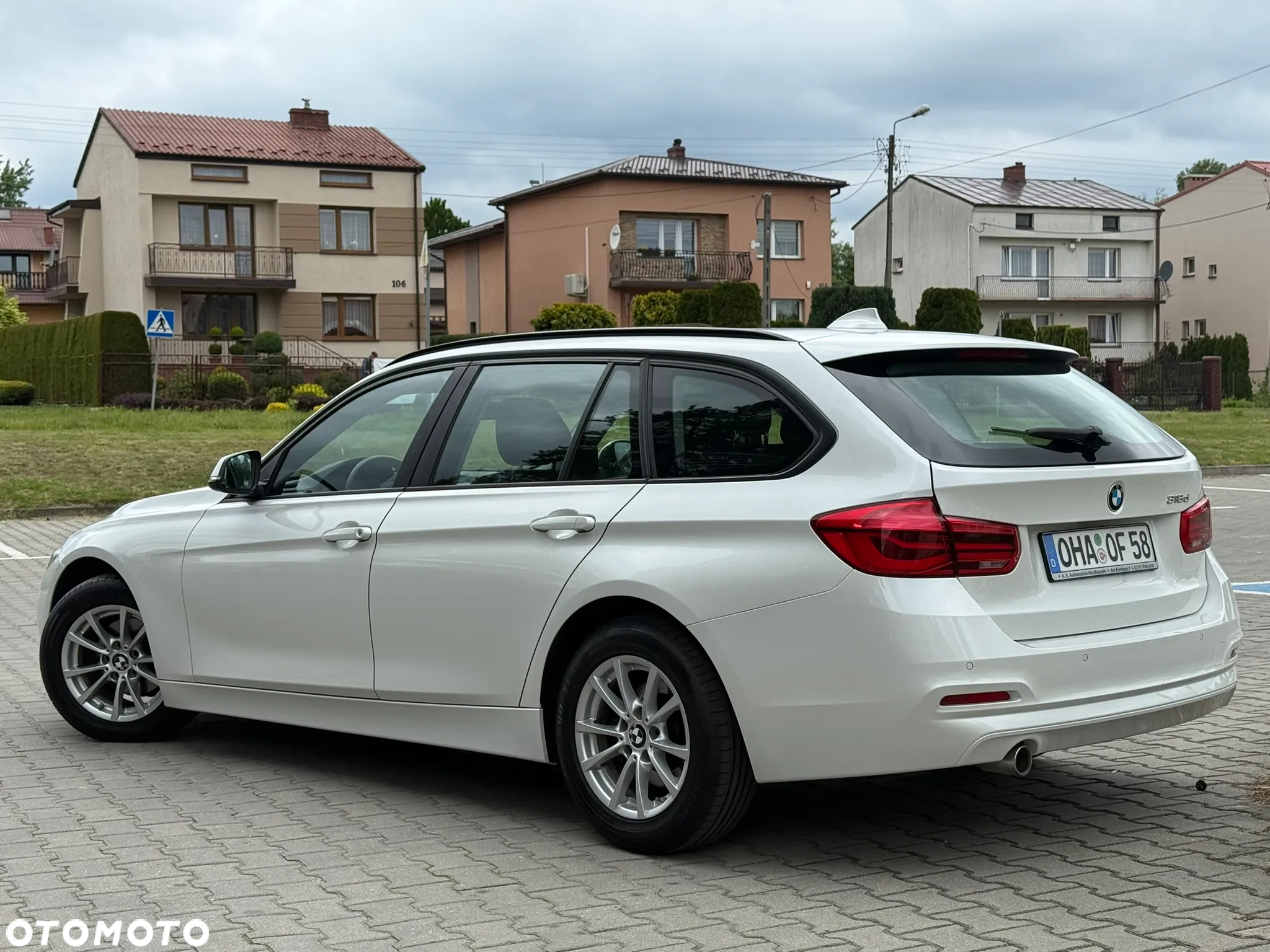 BMW Seria 3 318d Sport Line Shadow - 9