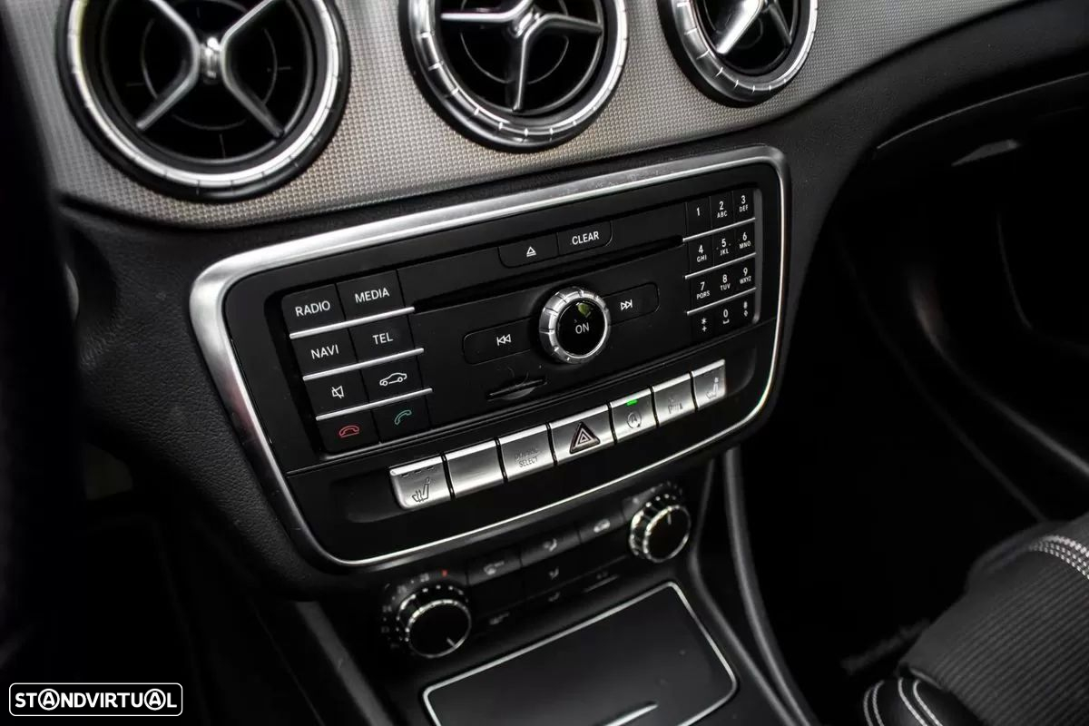Mercedes-Benz CLA 180 d Urban Aut. - 25