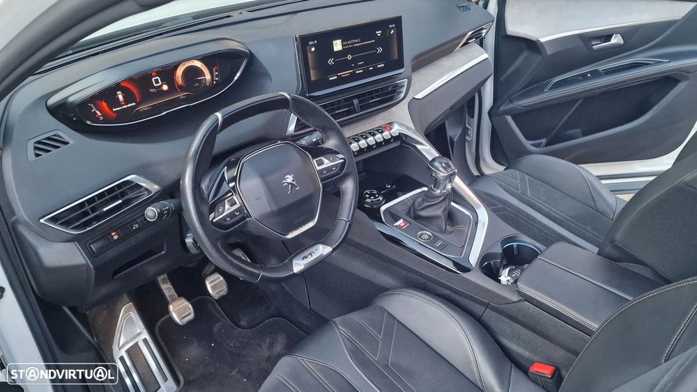 Peugeot 5008 1.5 BlueHDi GT - 16