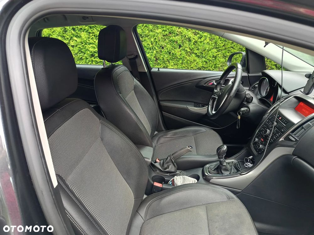 Opel Astra 1.4 Turbo - 17
