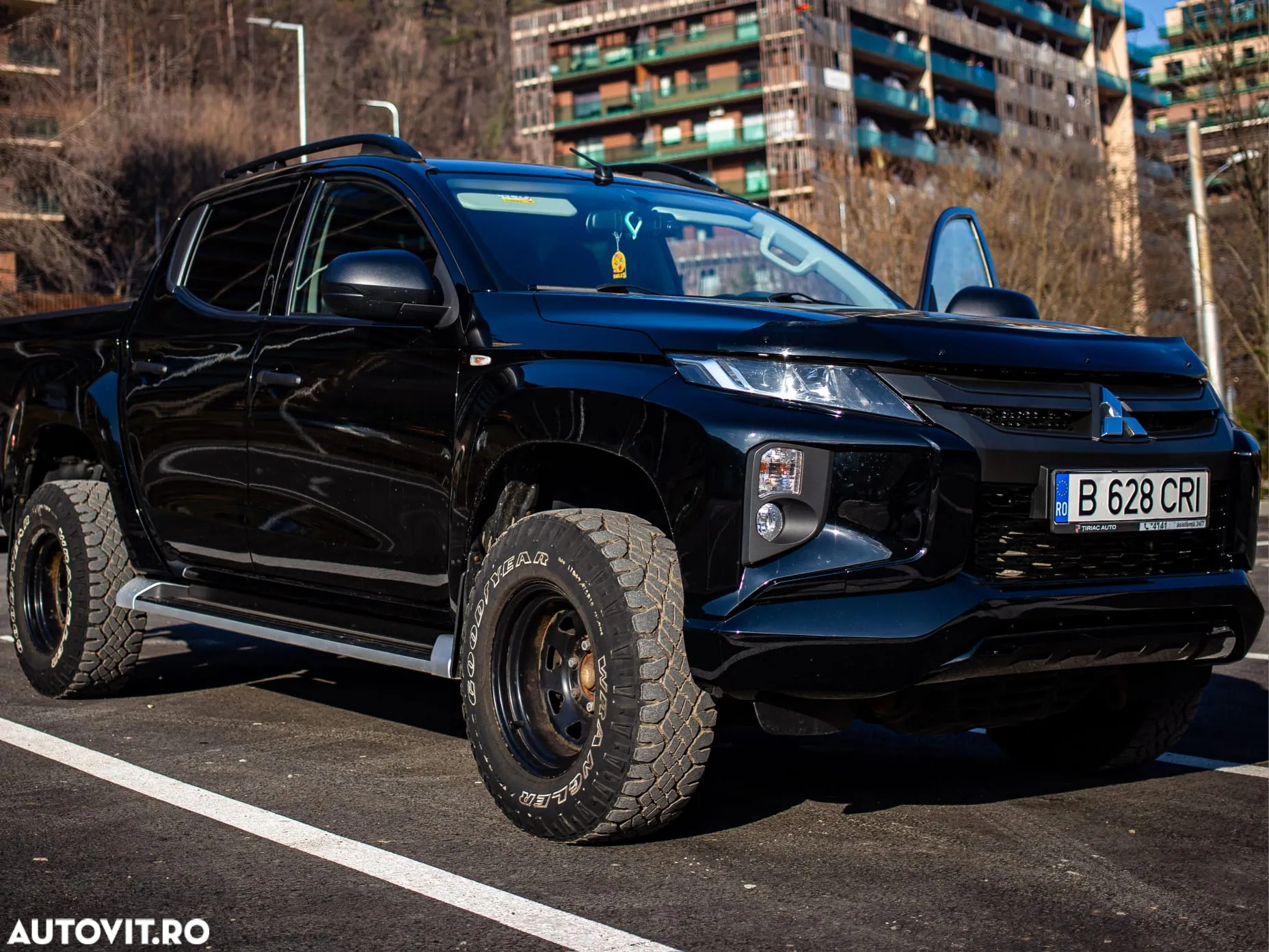 Mitsubishi L200 Double Cab 2.2 DI-D M/T Invite - 19